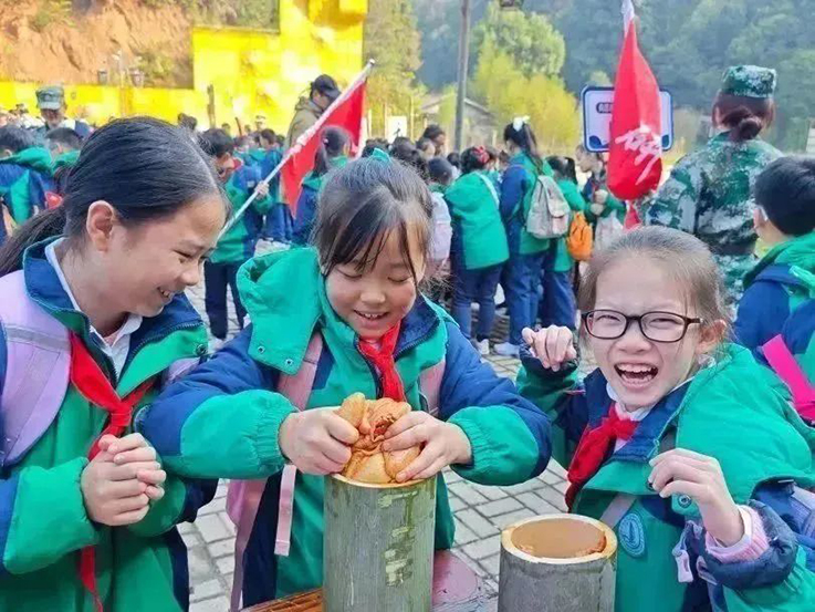 秋季研学丨“竹”够优秀！南昌市红谷滩区碟子湖学校2023秋季金峡谷竹文化研学实践活动圆满结束